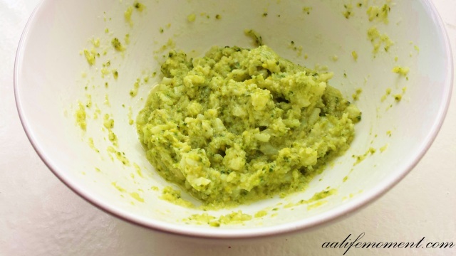 Broccoli Pesto Sauce Recipe with Tuna and Chili
